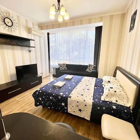 Beauty Studio In Center Apartamento Chisinau Exterior foto