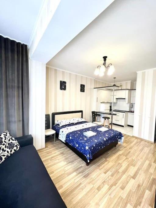 Beauty Studio In Center Apartamento Chisinau Exterior foto